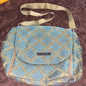 PETUNIA PICKLE BOTTOM DIAPER BAG